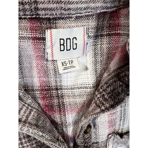 BDG Urban Outfitter Womens Flannel Shirt XS Plaid Button Up Pocket Grunge - Picture 4 of 6